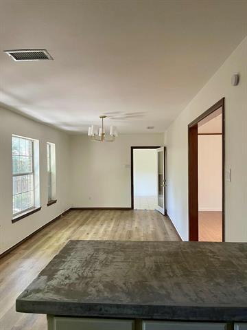Building Photo - 118 Oakhaven Dr
