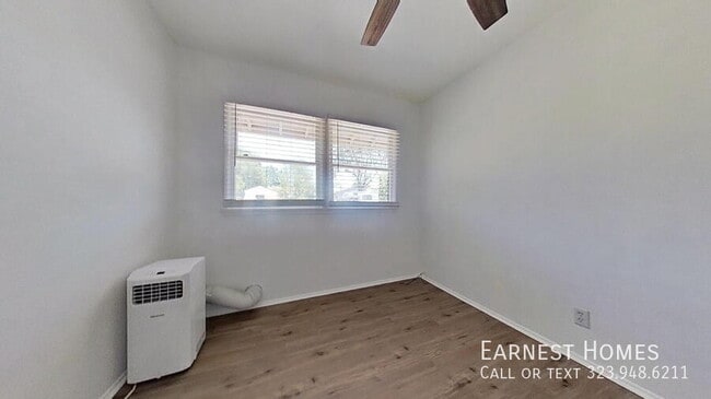 Building Photo - 15544 Romar St