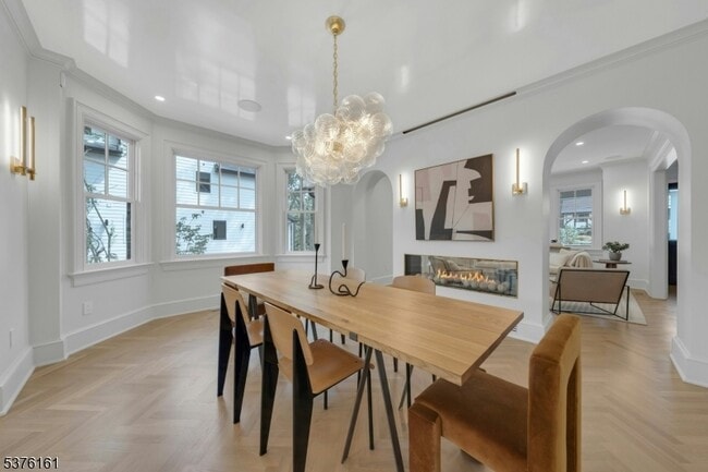 Building Photo - 84 Watchung Ave