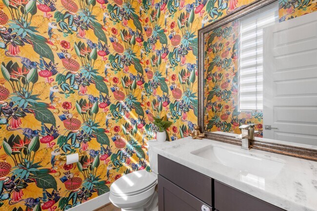 Building Photo - 1122 Ennis St