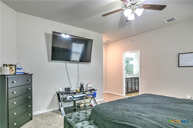 Building Photo - 1957 Rosson St