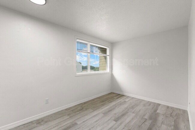 Building Photo - 1810 S Cleveland Ave