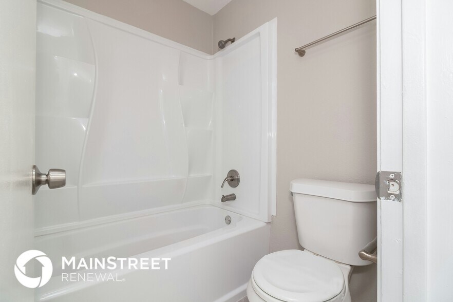 Building Photo - 6417 Dorchester Rd