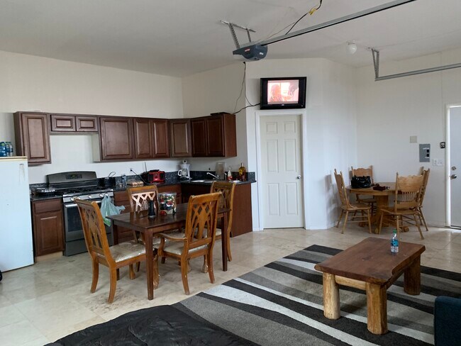 Building Photo - 17891 Alps Dr