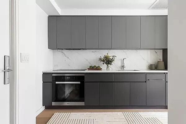 Primary Photo - 300 W 30th St