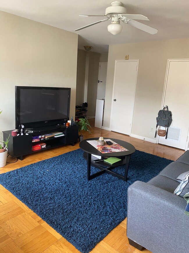 Primary Photo - 2601 Pennsylvania Ave