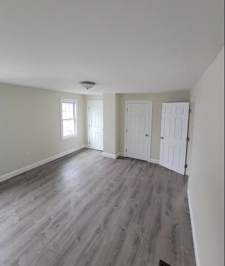 Building Photo - 8 Main St