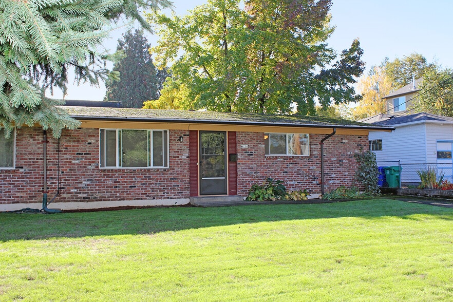 Building Photo - 4110-4116 N Willis Blvd