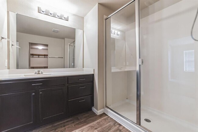 Building Photo - 101 Acadia Cv