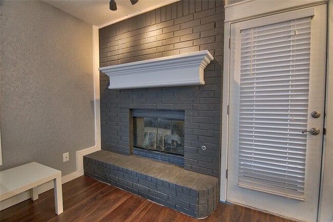 Building Photo - 2924 Canyon Oaks Ct