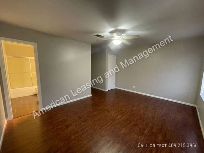 Building Photo - Beautifully Updated 3/2.5 Townhome in Beau...