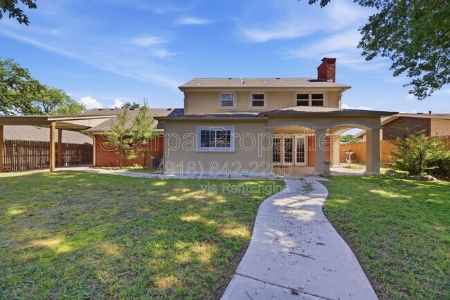 Building Photo - 6812 E 55th St