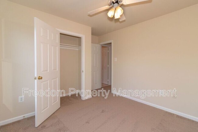 Building Photo - 80 Brookshire Dr