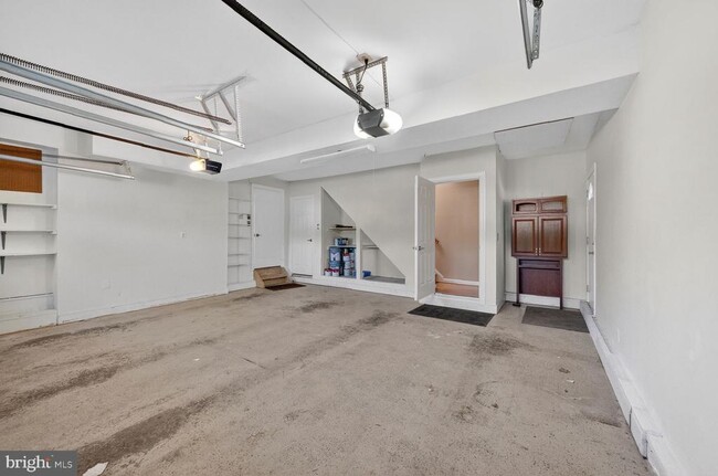 Building Photo - 12600 Maidens Bower Dr