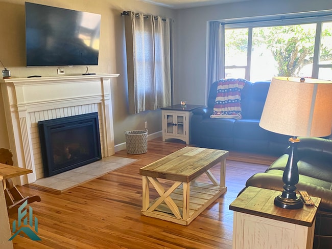 Building Photo - Spacious 3-Bedroom Home with Huge Shop, RV...
