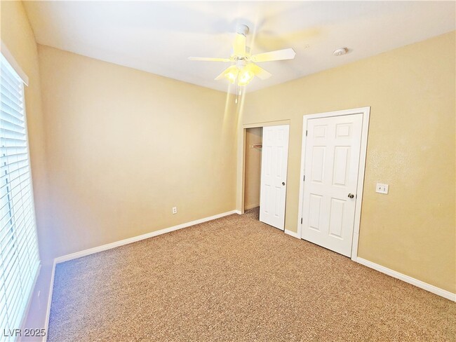 Building Photo - 1421 Star Rd
