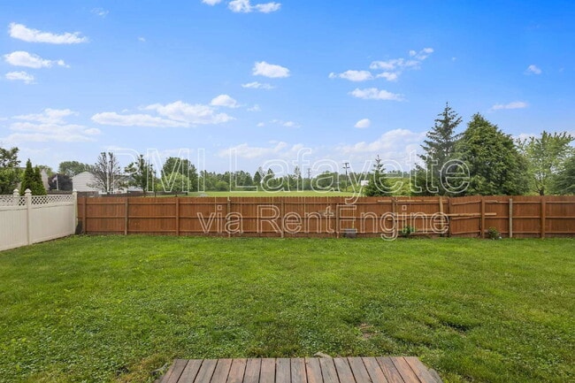 Building Photo - 5009 Trotter Dr