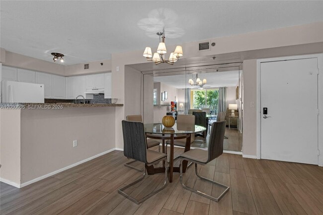 Building Photo - 19555 E Country Club Dr