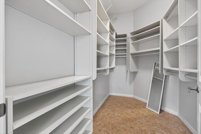 Building Photo - 130 Mangrove Bay Way