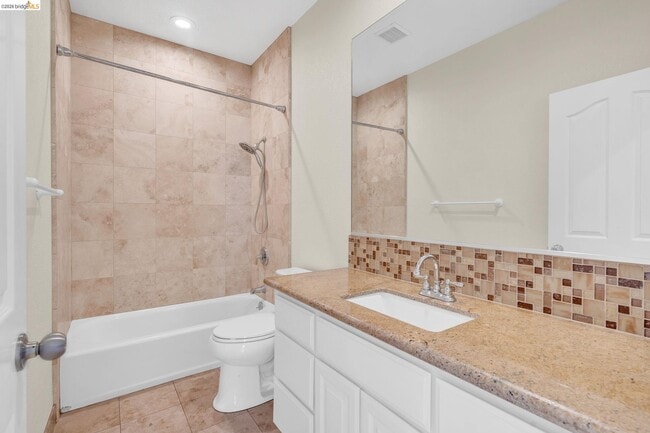 Building Photo - 2317 Wayfarer Dr