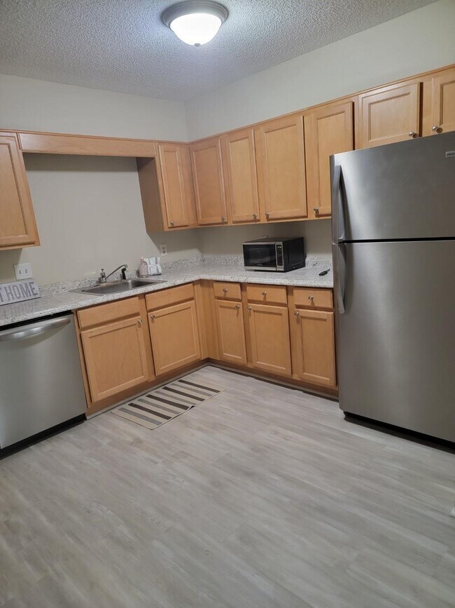 Building Photo - 3 Autumn Leaf Dr