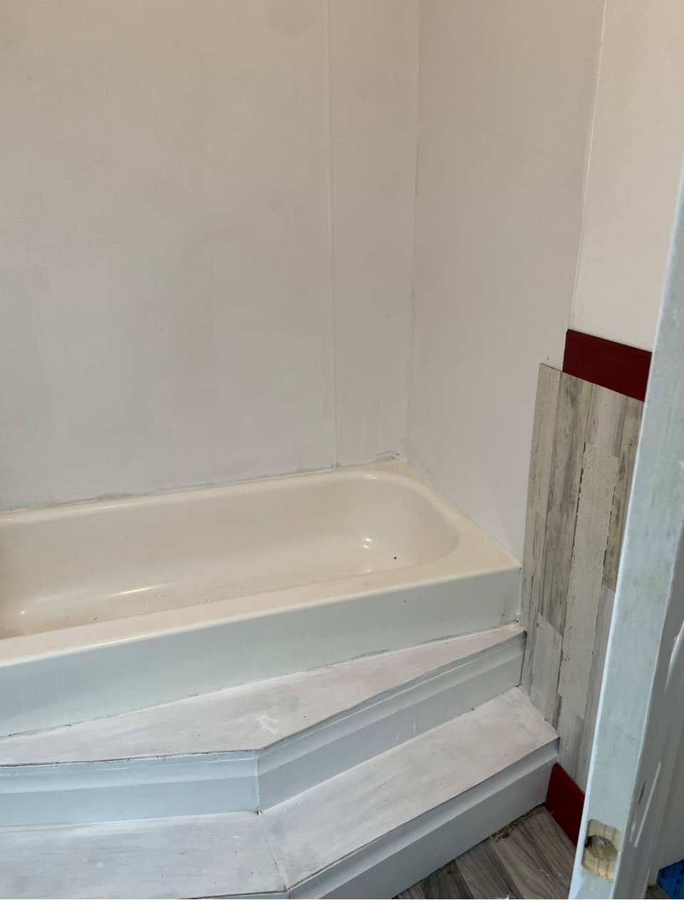 Building Photo - 509 S Laurel St