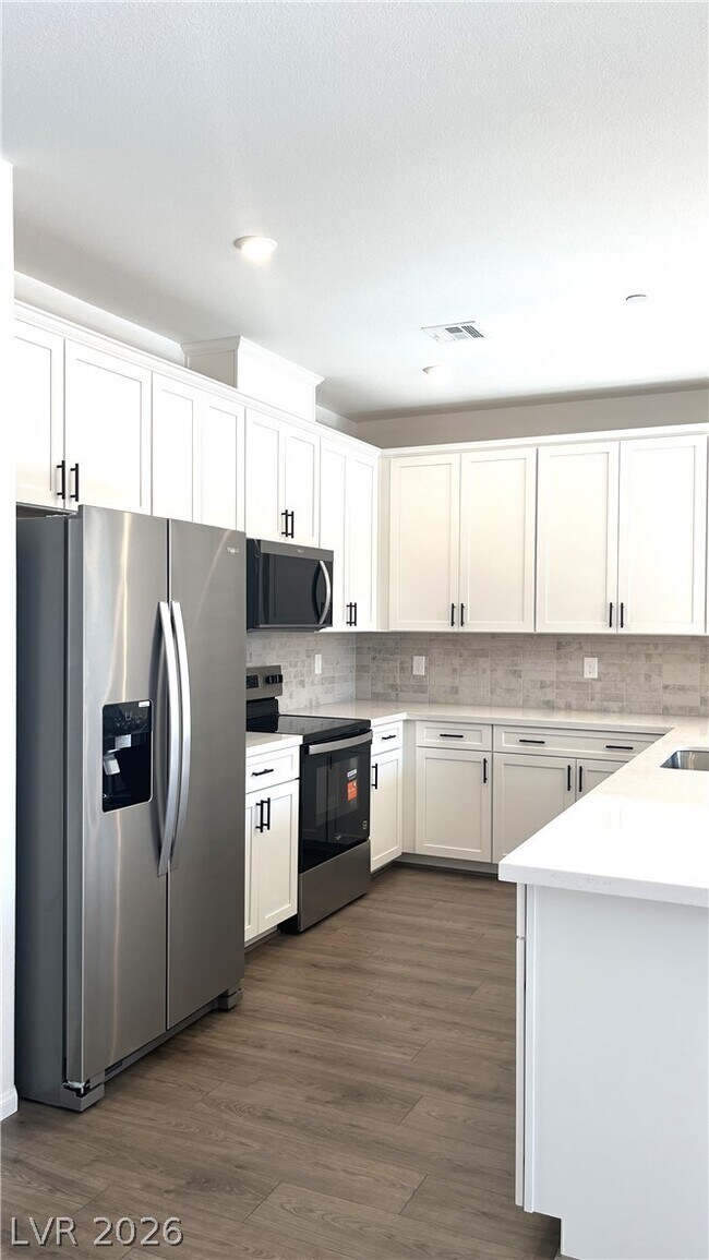 Building Photo - 5759 WHIMSICAL St