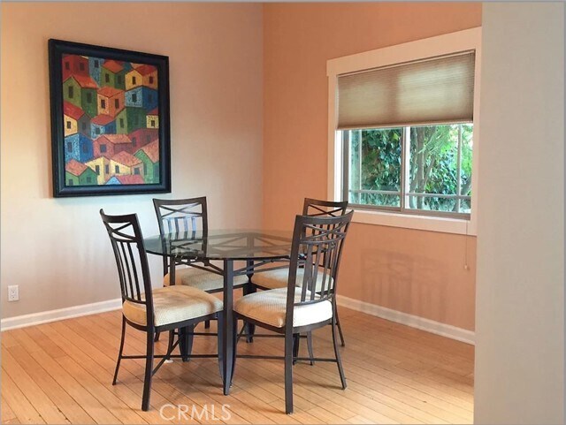 Building Photo - 436 Redwood Dr