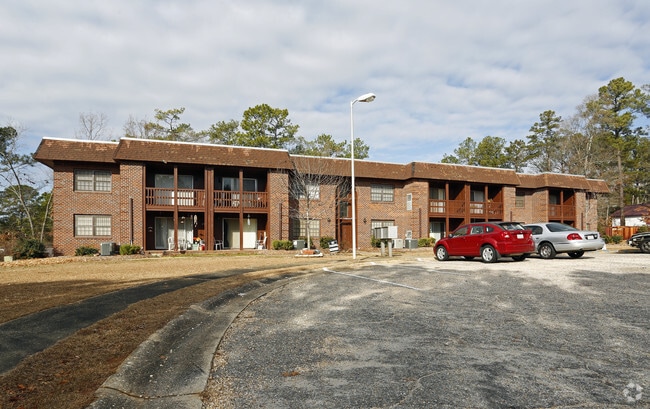 Primary Photo - Gables Court Apartments