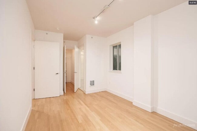 Building Photo - 1635 California St