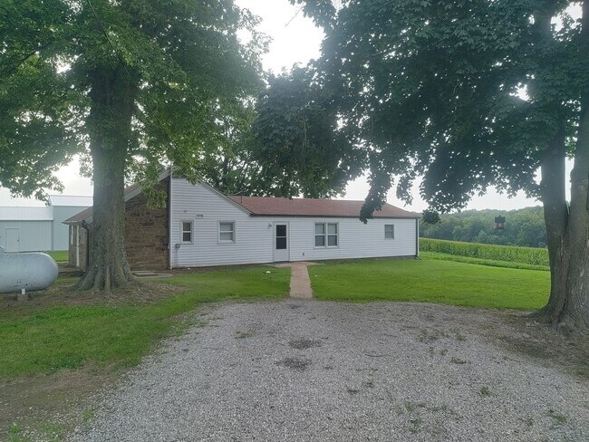 Building Photo - 3800 R Rd