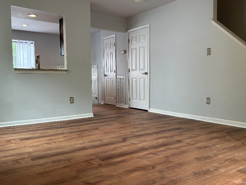 Building Photo - 3065 Antrim Cir