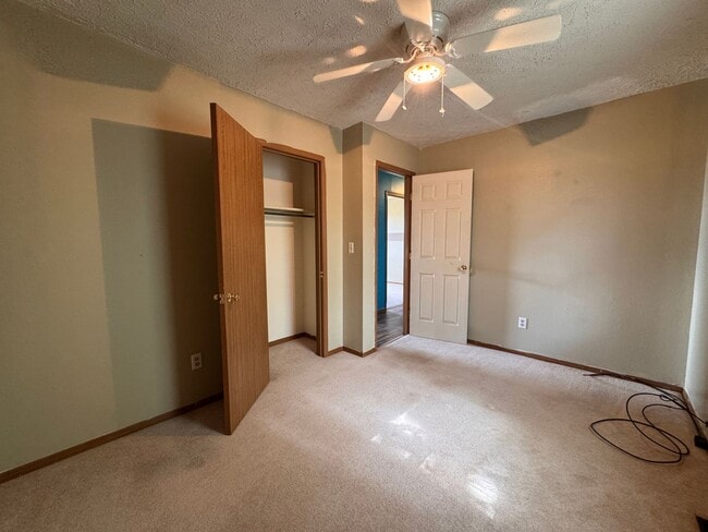 Building Photo - 24045 Turtle Ln