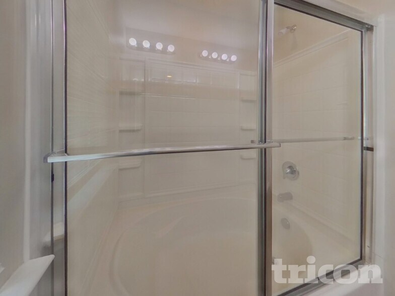 Building Photo - 653 Dawsons Park Wy