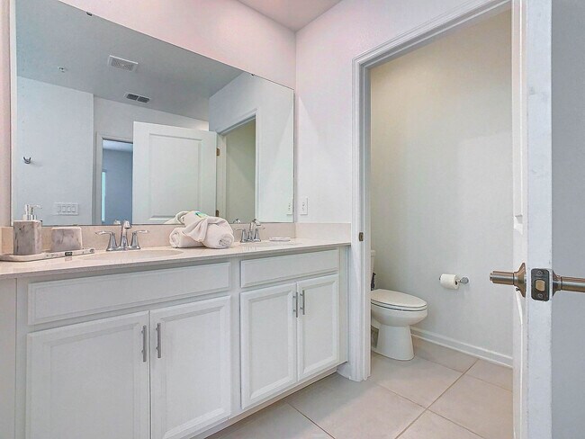 Building Photo - 8879 Cabot Cliffs Dr