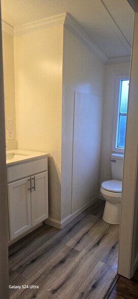 Master Bath - 101 Hudson Ln