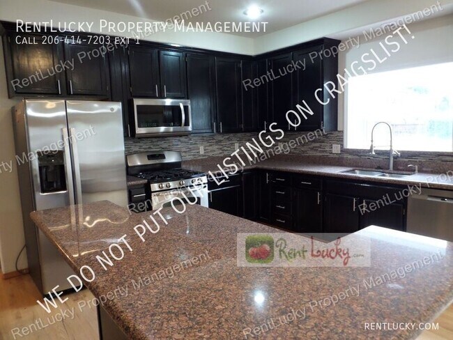 Building Photo - 5039 S 178th St