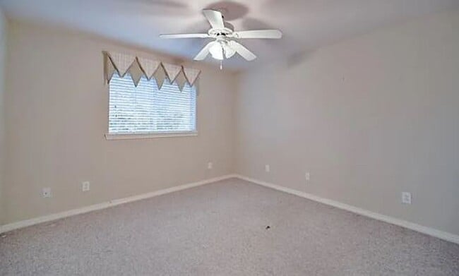 Building Photo - Super Cute 3 Bedroom Home in the Heart of Waxahachie