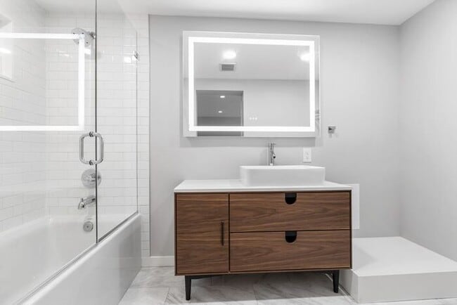 Building Photo - Stunningly Remodeled 1905 Beauty w/ AIR CO...