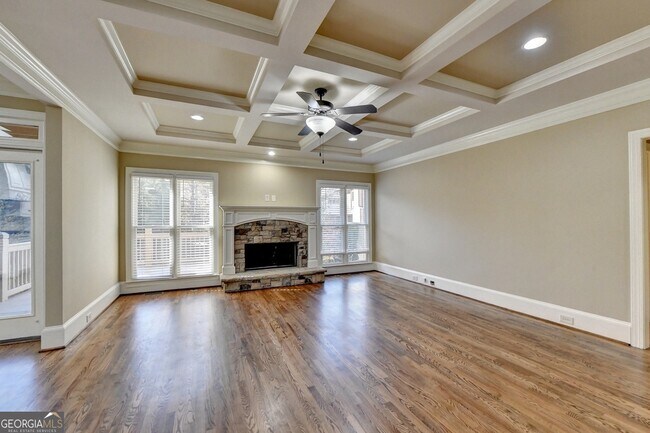 Building Photo - 11636 Parkside Ave