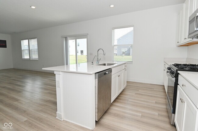 Building Photo - 7305 Sayers Rd