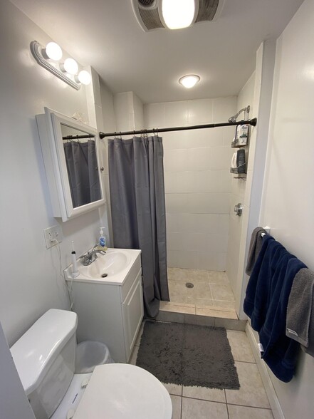 Building Photo - 39 Gorham St