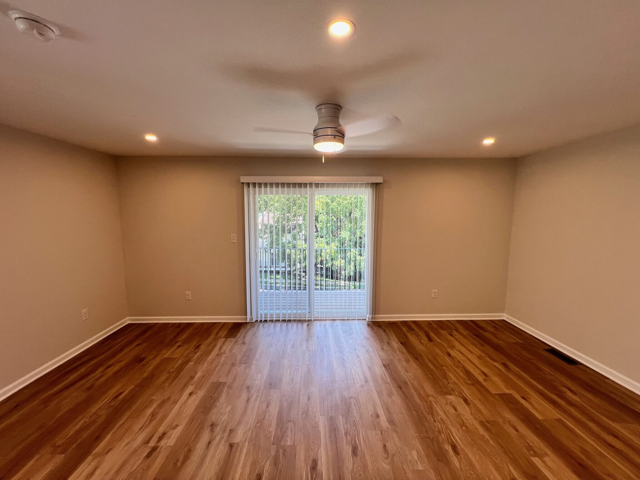 Building Photo - 514 Gia Cir