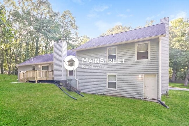 Building Photo - 2780 Deerfield Dr