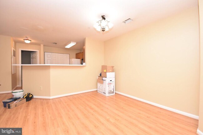 Building Photo - 11000 Kinship Ct