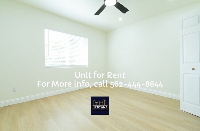 Building Photo - House - 2 Bedrooms / 2 Baths / Commerce
