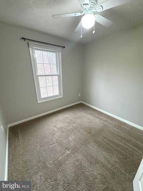 Building Photo - 2108 Commodore Ct