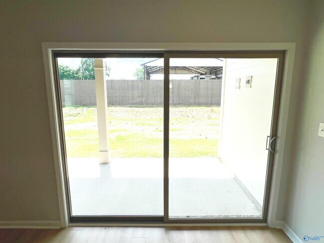 Building Photo - 11073 Wayland Rdg Dr