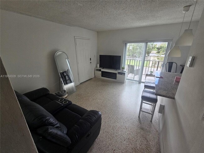 Building Photo - 1241 NW 6th St