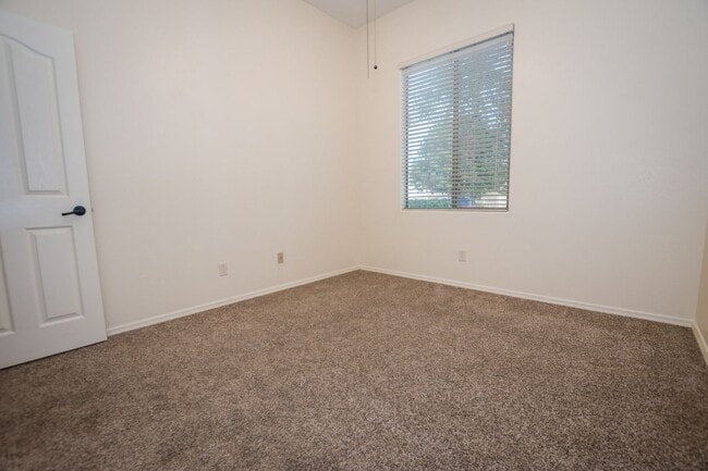 Building Photo - 1604 Laguna Nigel Dr